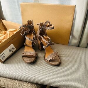 Lucky Brand Grey Suede Floral Strap Block Heel Sandals